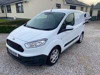 FORD TRANSIT COURIER