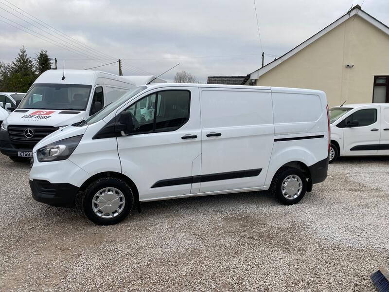 FORD TRANSIT CUSTOM