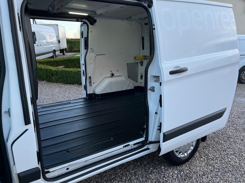 FORD TRANSIT CUSTOM