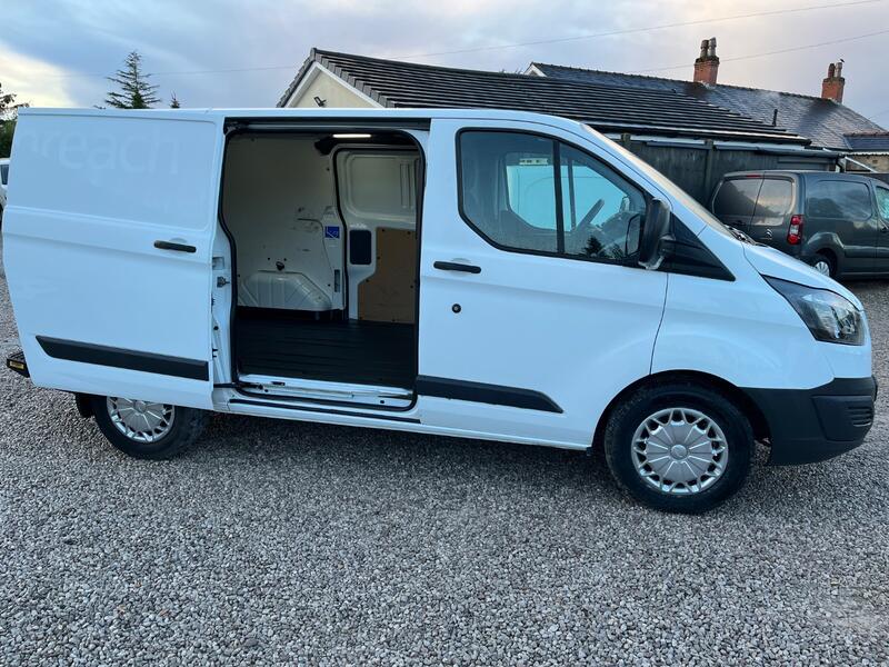 FORD TRANSIT CUSTOM