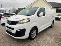 VAUXHALL VIVARO