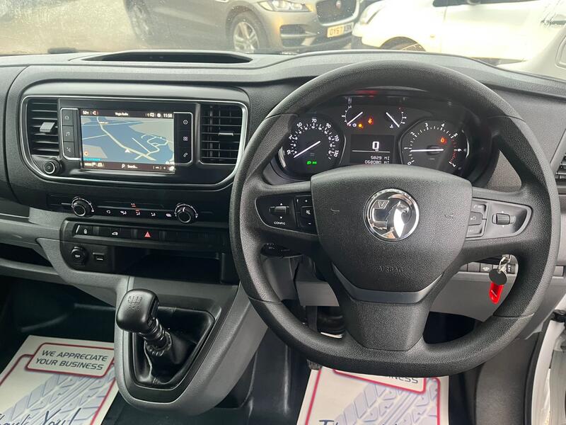 VAUXHALL VIVARO