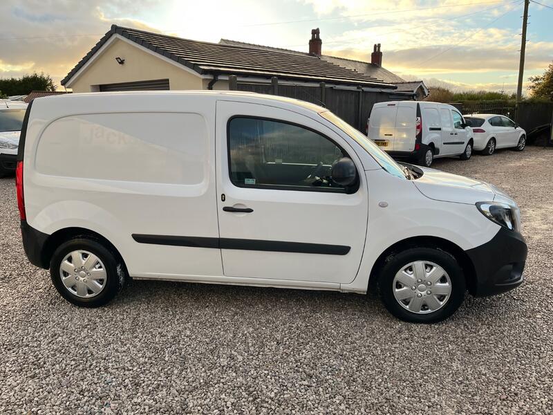 MERCEDES-BENZ CITAN