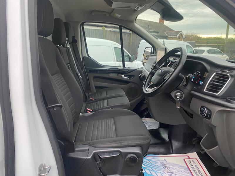 FORD TRANSIT CUSTOM