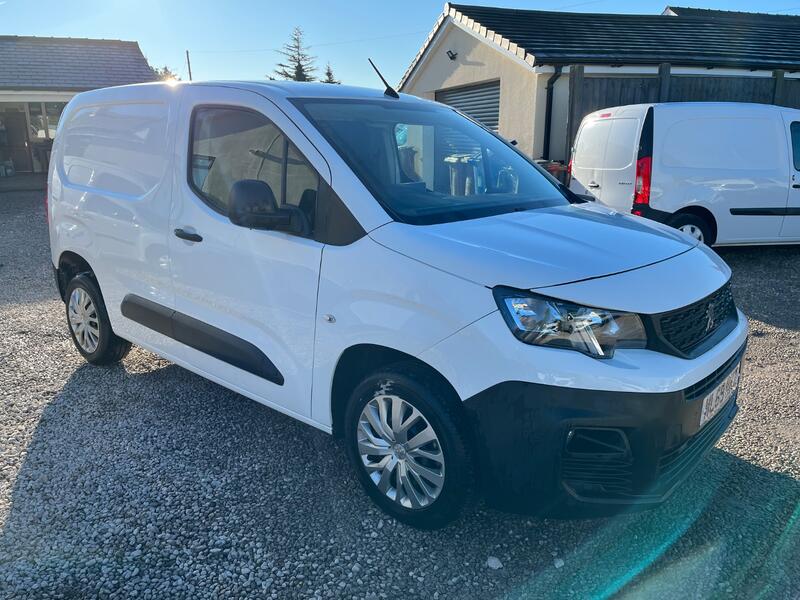 PEUGEOT PARTNER