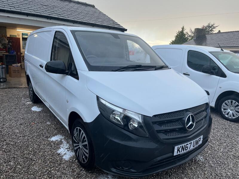 MERCEDES-BENZ VITO