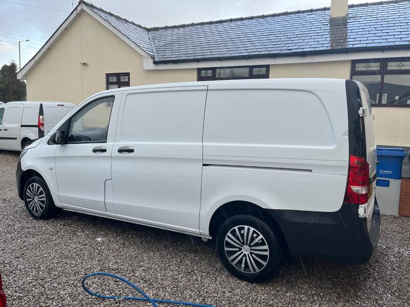 MERCEDES-BENZ VITO
