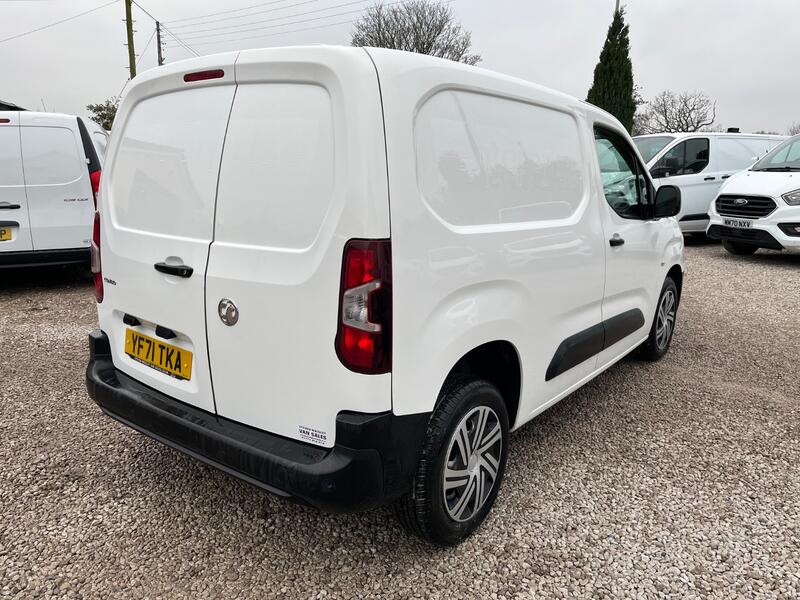 VAUXHALL COMBO