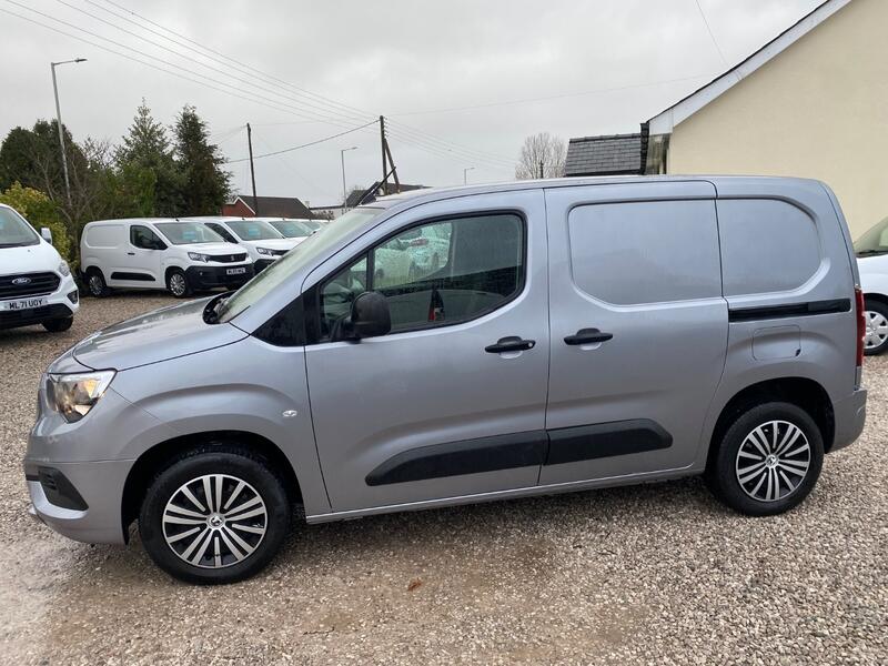 VAUXHALL COMBO