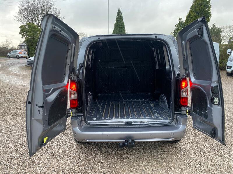 VAUXHALL COMBO