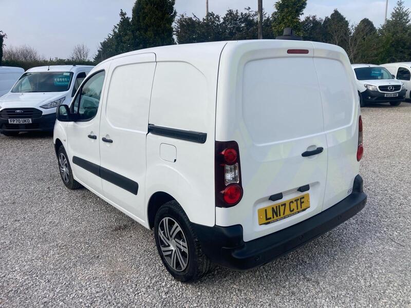 PEUGEOT PARTNER