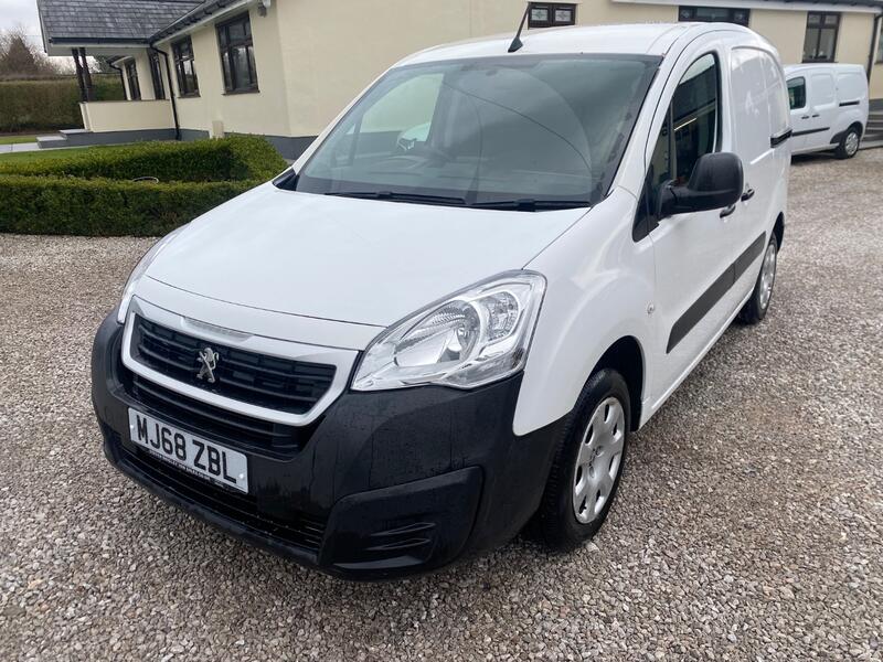 PEUGEOT PARTNER