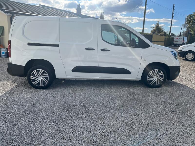 VAUXHALL COMBO
