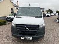MERCEDES-BENZ SPRINTER