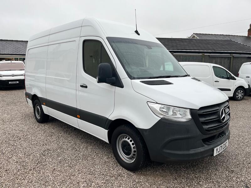 MERCEDES-BENZ SPRINTER
