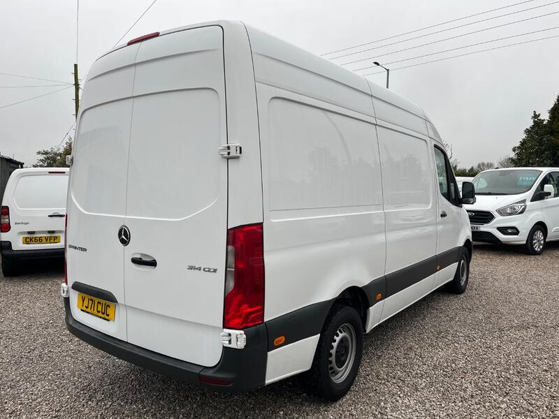 MERCEDES-BENZ SPRINTER
