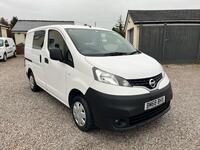 NISSAN NV200
