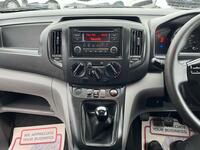 NISSAN NV200
