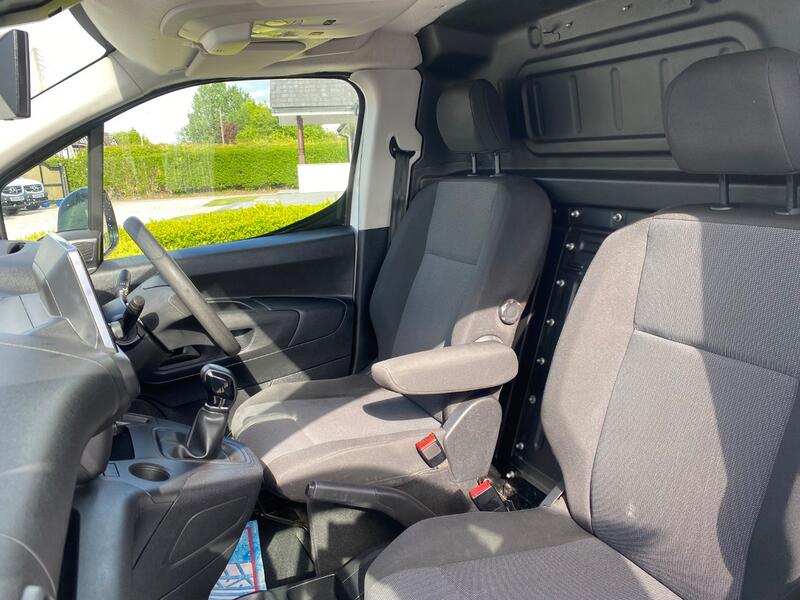 VAUXHALL COMBO