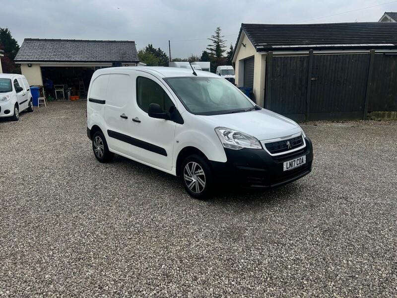 PEUGEOT PARTNER