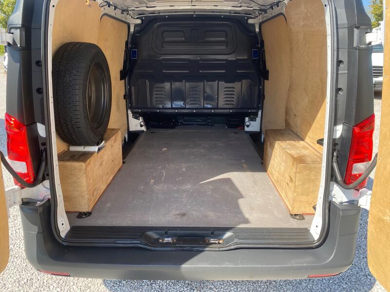 MERCEDES-BENZ VITO