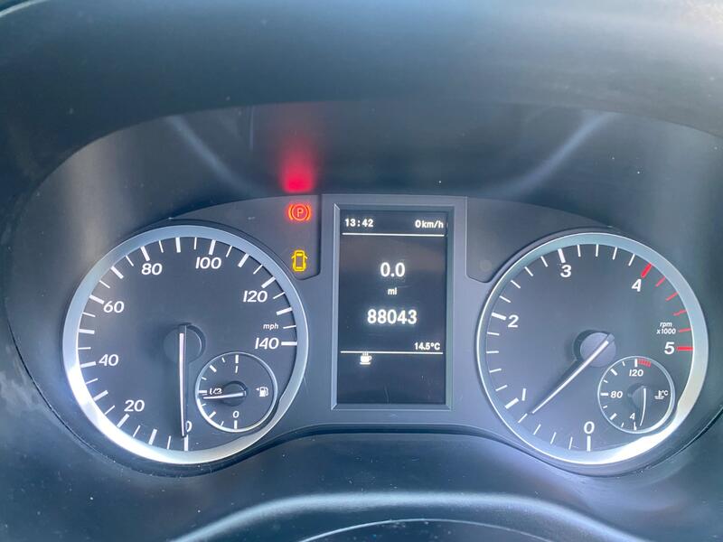 MERCEDES-BENZ VITO