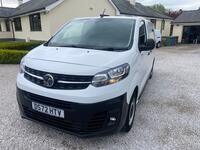 VAUXHALL VIVARO