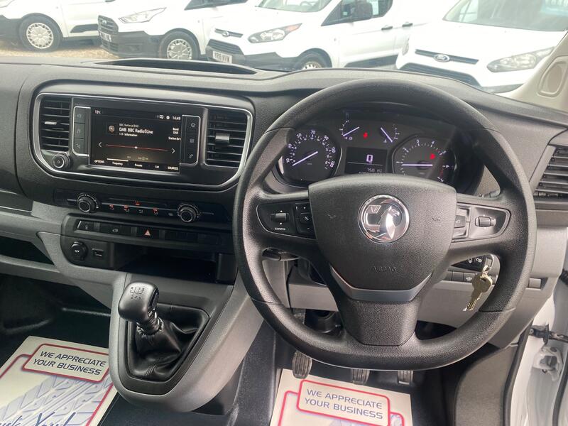 VAUXHALL VIVARO
