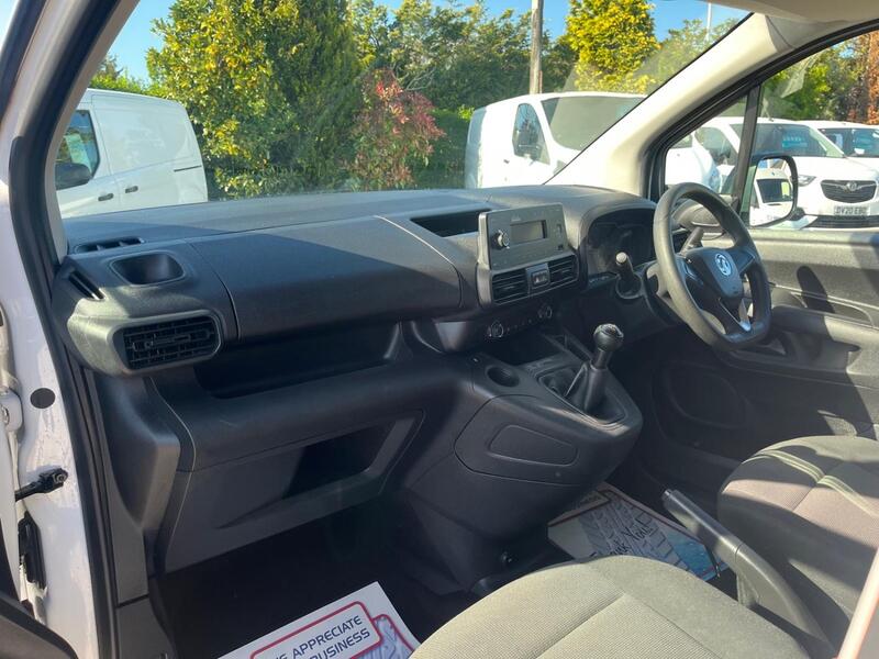 VAUXHALL COMBO