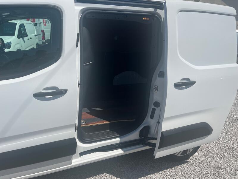 VAUXHALL COMBO