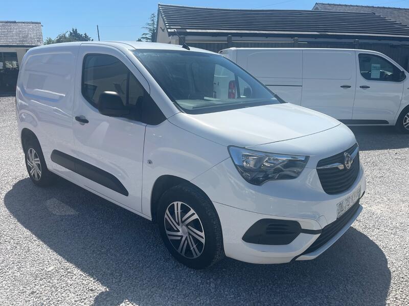 VAUXHALL COMBO