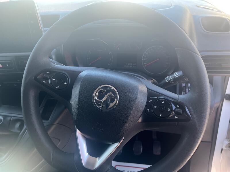 VAUXHALL COMBO