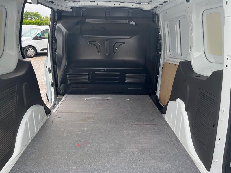 FORD TRANSIT CONNECT