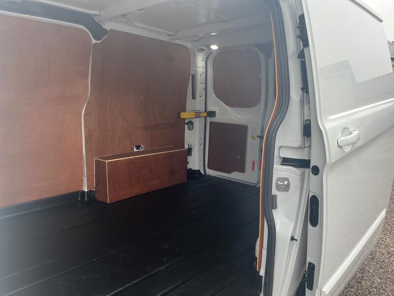 FORD TRANSIT CUSTOM