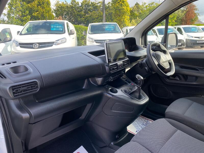 PEUGEOT PARTNER