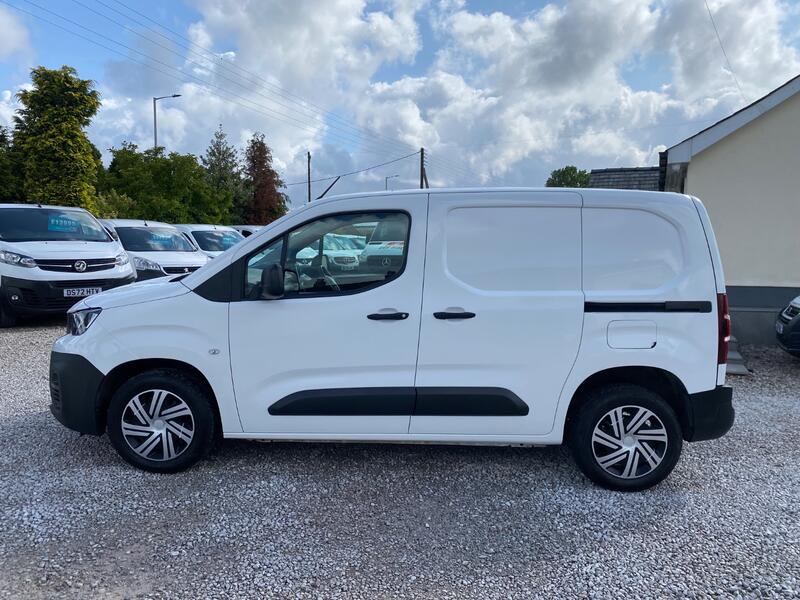 PEUGEOT PARTNER
