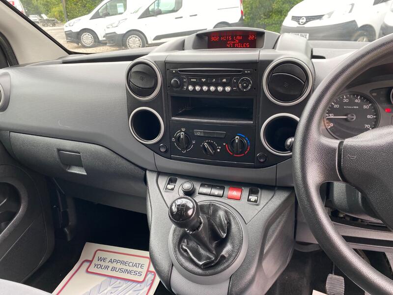 PEUGEOT PARTNER
