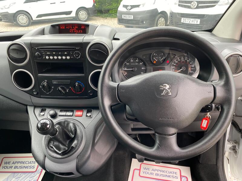 PEUGEOT PARTNER