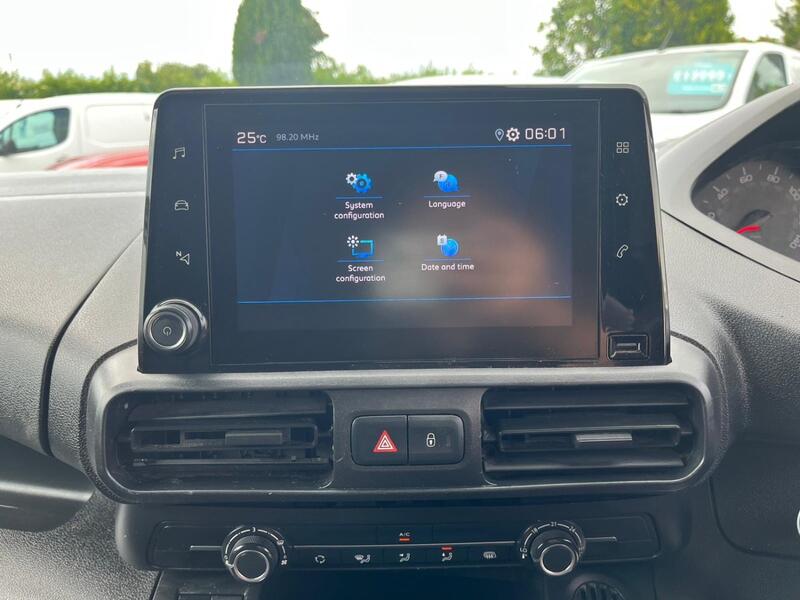 PEUGEOT PARTNER