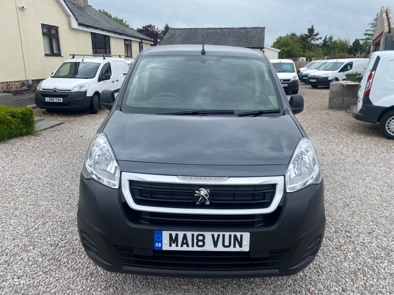 PEUGEOT PARTNER