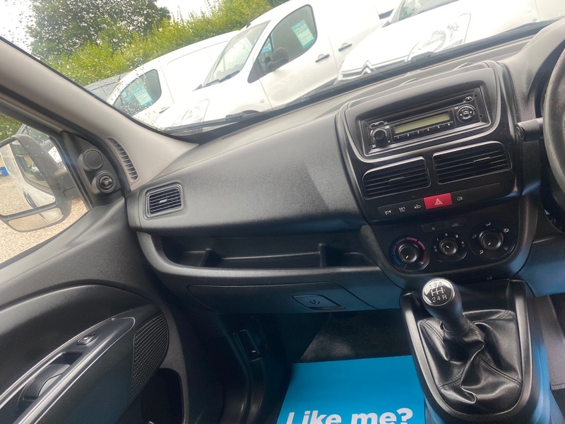 VAUXHALL COMBO