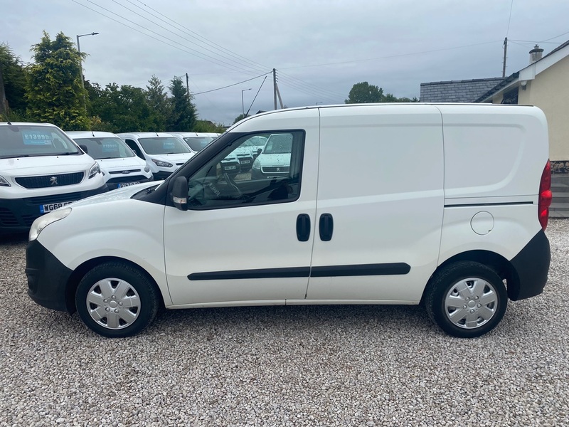 VAUXHALL COMBO