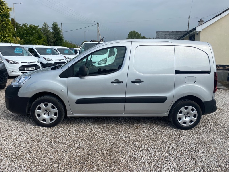 PEUGEOT PARTNER