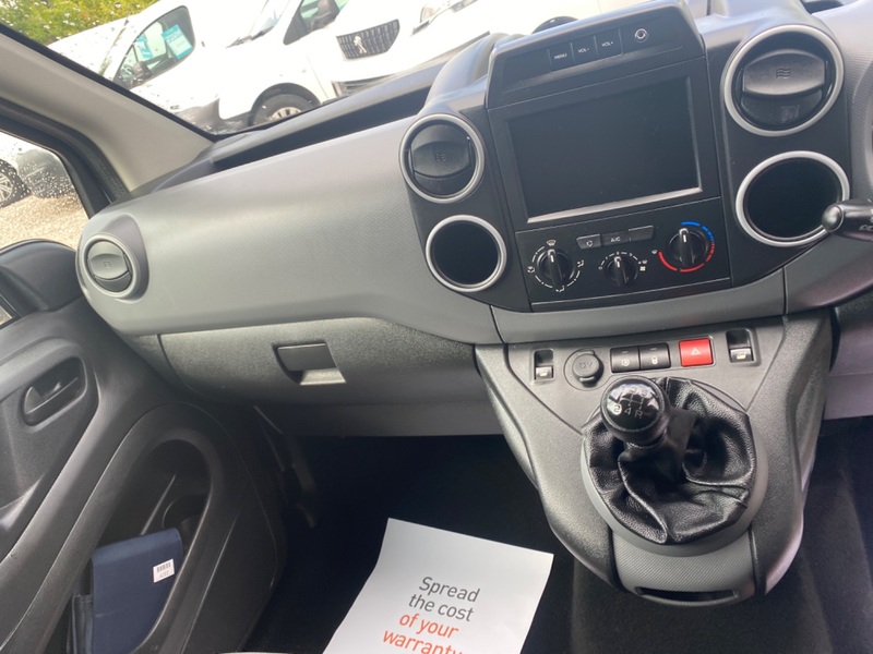PEUGEOT PARTNER