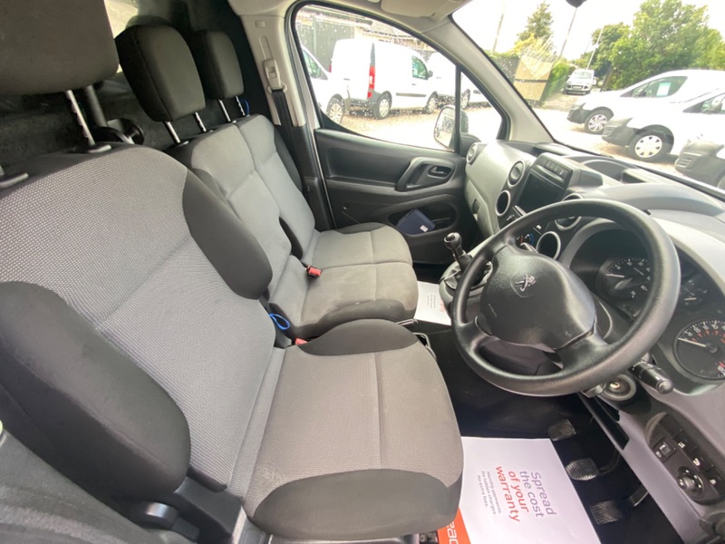 PEUGEOT PARTNER