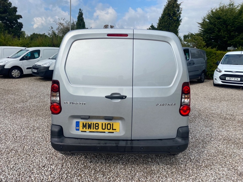 PEUGEOT PARTNER