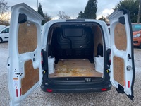 FORD TRANSIT COURIER