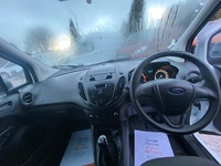 FORD TRANSIT COURIER
