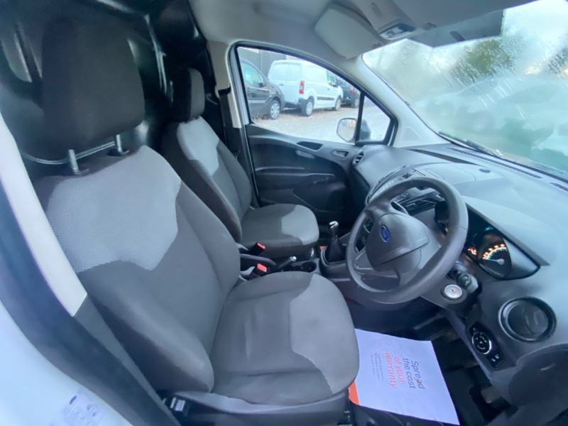 FORD TRANSIT COURIER