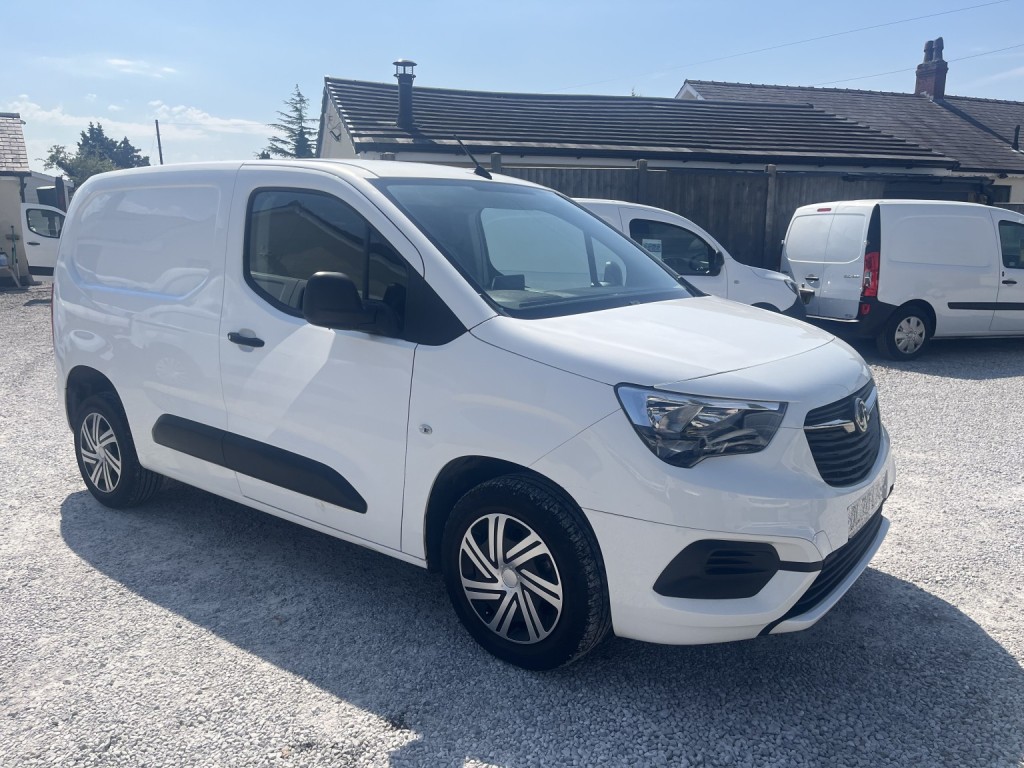 2020 Vauxhall COMBO